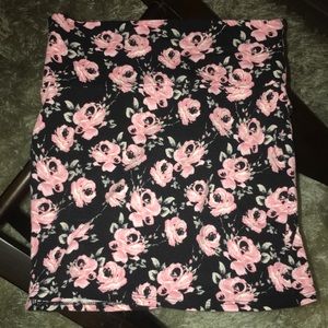 Black and floral mini skirt